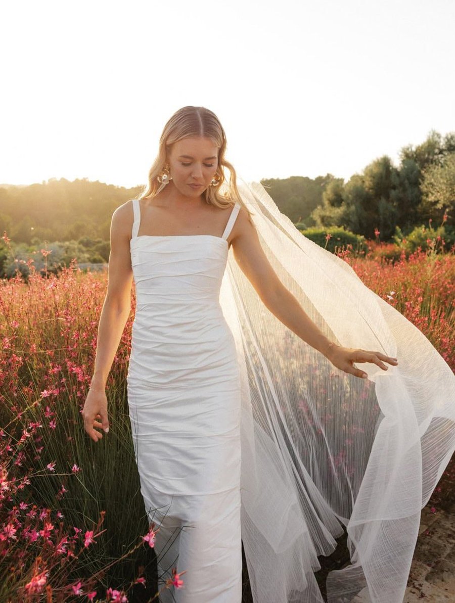 Warm light editorial wedding photography in Riviera Maya
