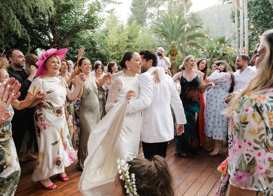 Wedding party celebrating together in Los Cabos