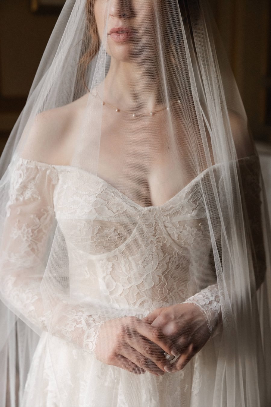 Bride portrait in Paris