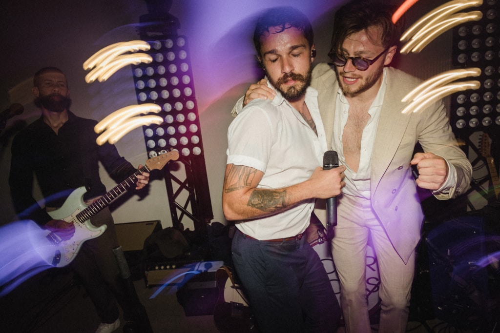 indoors wedding Toulouse Chateau Engalin