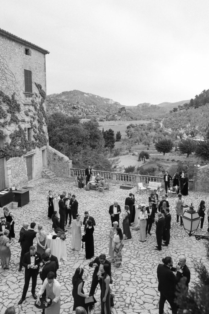 black tie mallorca wedding Comassema