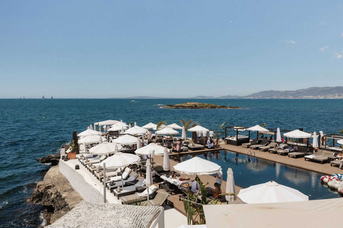 wedding pool party Puro Beach