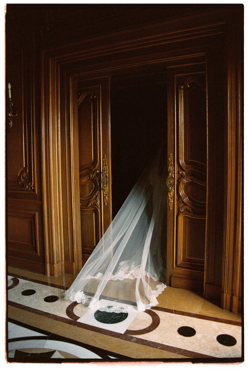 Barcelona photographer La Gavina wedding Girona