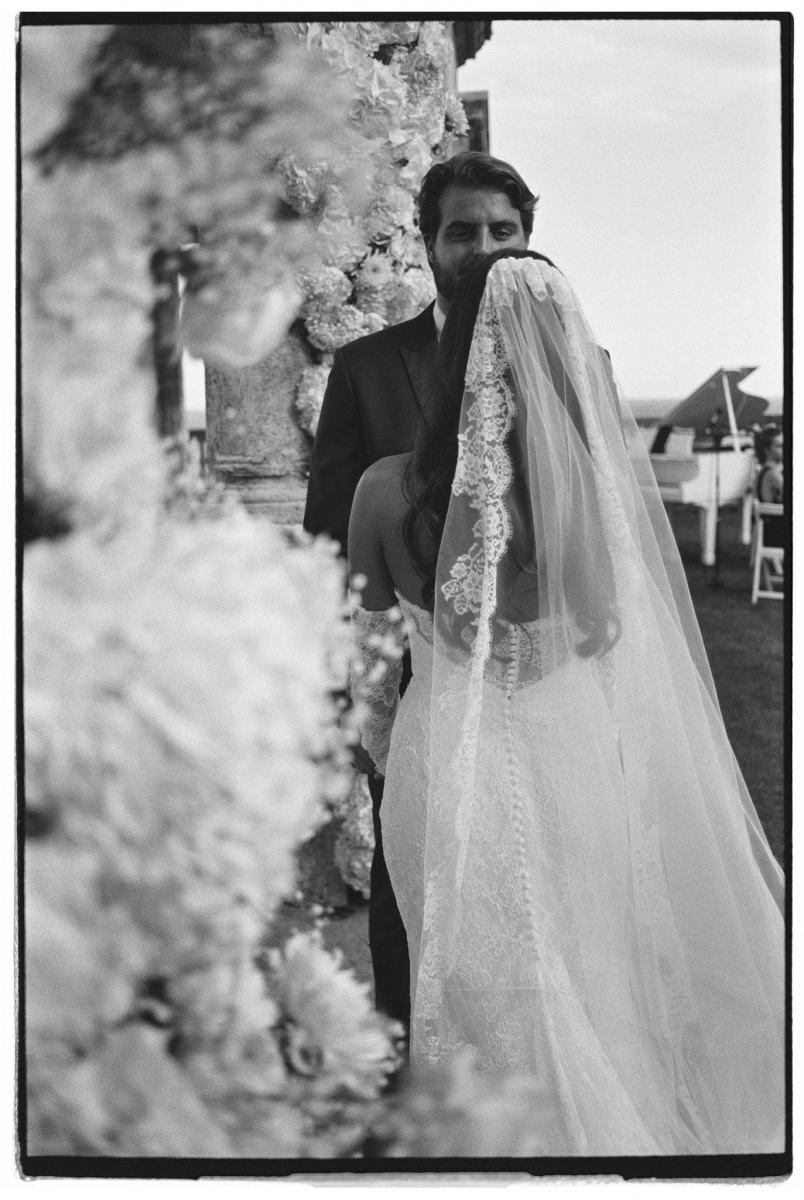 Barcelona photographer La Gavina wedding Girona