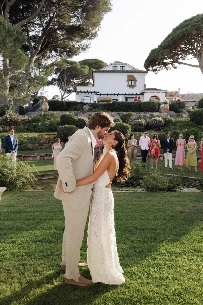 Barcelona photographer La Gavina wedding Girona